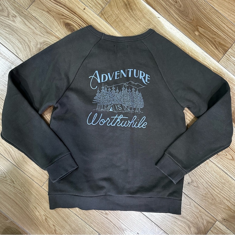 United By Blue Forest Green Pine Tree Sweatshirt “Adventure Is Worthwhile” Eco M